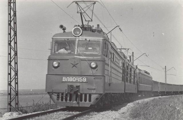 闪闪的红星——苏联铁道部vl80k型和vl80t型电力机车